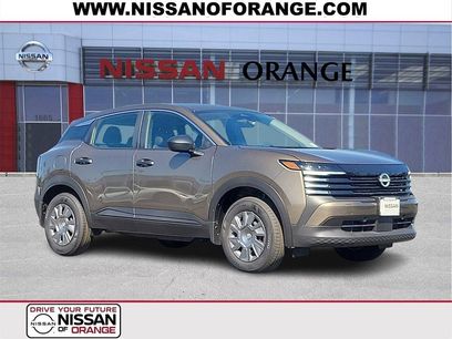 New 2025 Nissan Kicks S