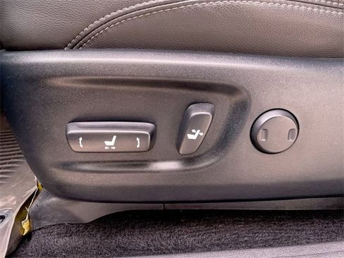 Used 2024 Toyota 4Runner SR5 Premium image 12