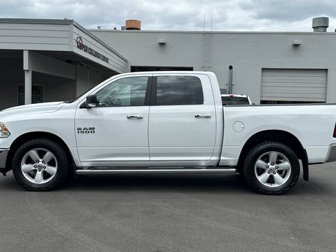 Used 2018 RAM 1500 Classic SLT w/ Luxury Group AWD/4WD image 7
