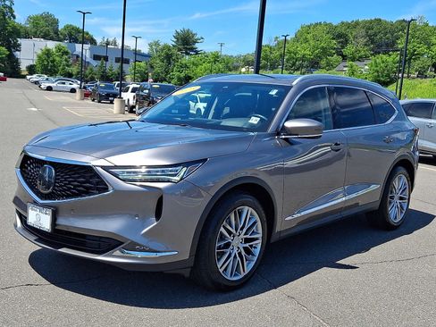 Used 2023 Acura MDX SH-AWD w/ Advance Package image 3