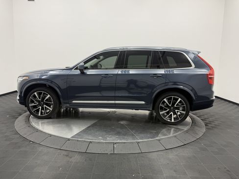 Used 2023 Volvo XC90 B6 Plus w/ Protection Package Premier image 4