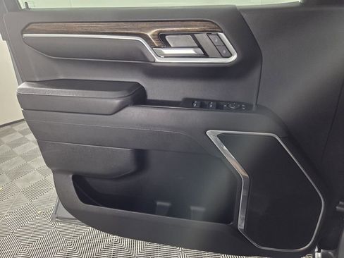 Used 2024 GMC Sierra 1500 Elevation w/ LPO, Elevation Black Package RWD image 19