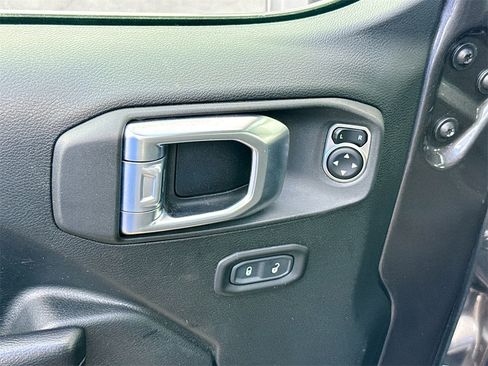 Used 2021 Jeep Wrangler Unlimited Rubicon 4xe w/ Cold Weather Group image 19