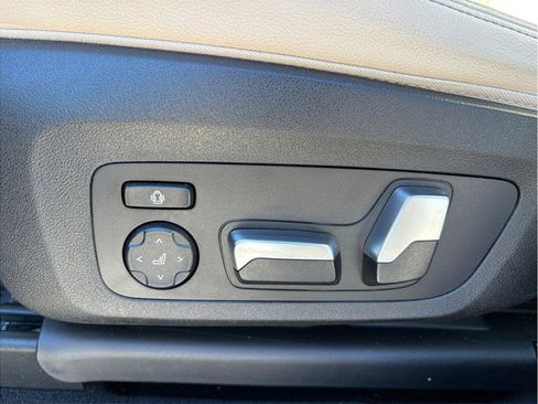 Used 2019 BMW X3 sDrive30i w/ Premium Package image 22