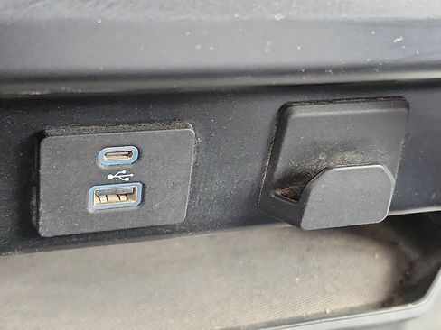 Used 2022 Ford F150 XL w/ Equipment Group 101A High AWD/4WD image 14