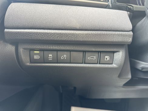 Certified 2025 Toyota Camry LE image 24