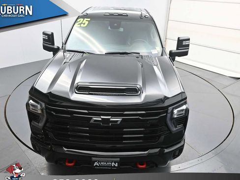 Used 2025 Chevrolet Silverado 2500 LT w/ Trail Boss Package AWD/4WD image 28