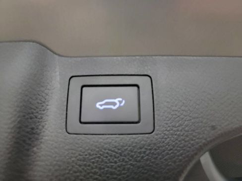 Used 2016 Hyundai Santa Fe Sport 2.0T w/ Option Group 05 image 18