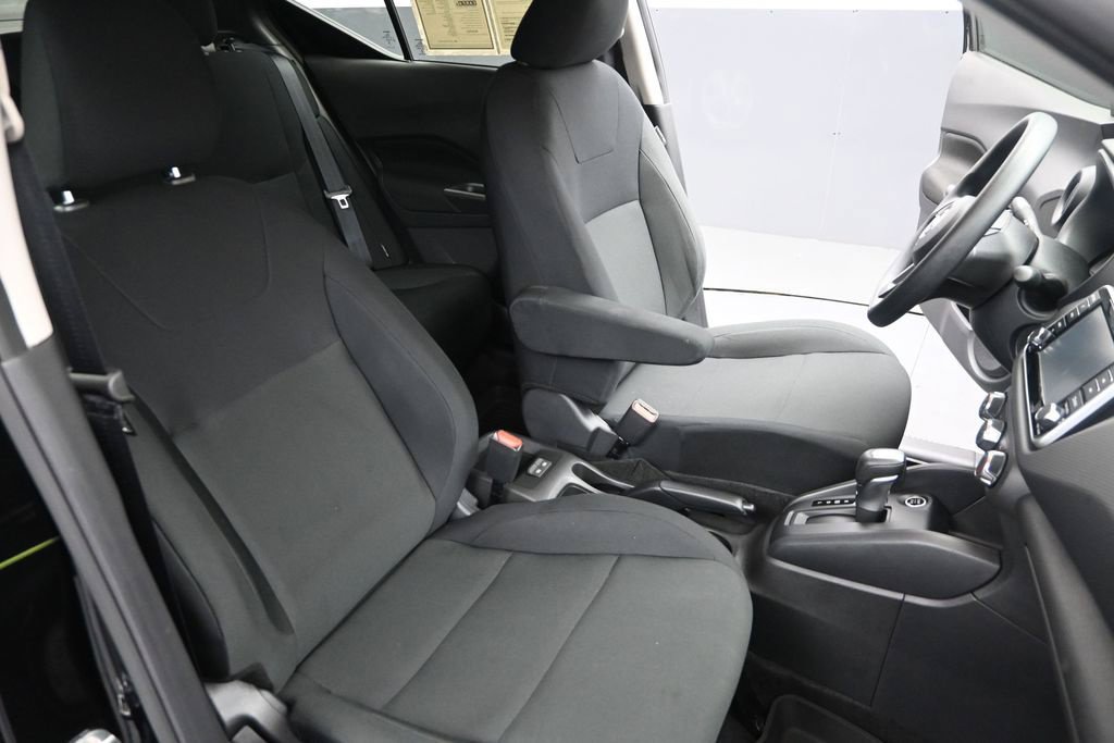 Certified 2025 Nissan Kicks Play S FWD image 21