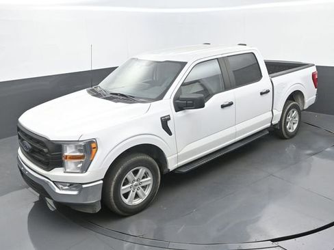 Used 2022 Ford F150 XL w/ Trailer Tow Package image 16