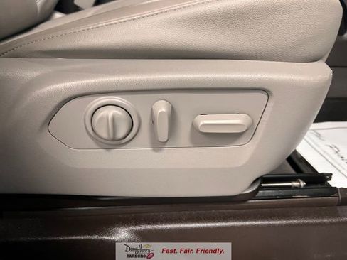 Used 2020 GMC Sierra 1500 SLT w/ SLT Premium Plus Package image 39