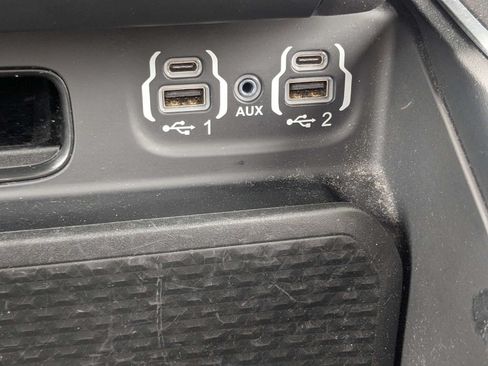 Used 2022 RAM 1500 Big Horn AWD/4WD image 25