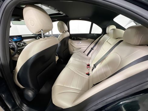 Used 2019 Mercedes-Benz C 300 4MATIC Sedan image 24