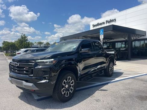 Used 2024 Chevrolet Colorado Z71 w/ Z71 Convenience Package 2 image 11