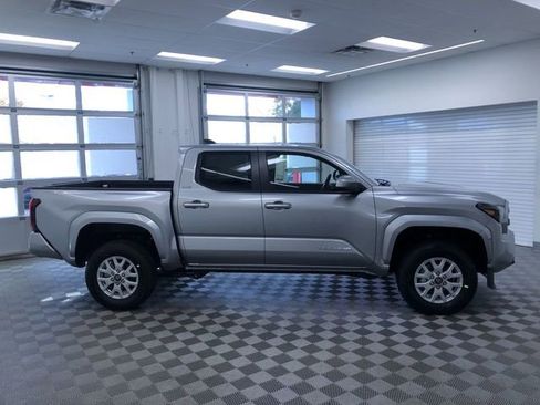 New 2025 Toyota Tacoma SR5 image 6