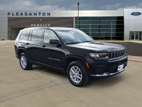 Used 2025 Jeep Grand Cherokee L Laredo w/ Luxury Tech Group I RWD image 7