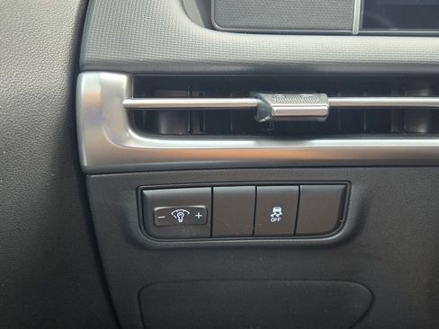 Certified 2026 Hyundai Tucson SE FWD image 23