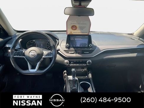 Certified 2024 Nissan Altima 2.5 SR FWD image 14