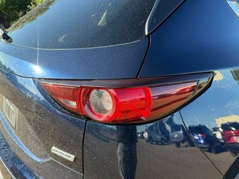 Used 2017 MAZDA CX-5 Touring FWD image 13
