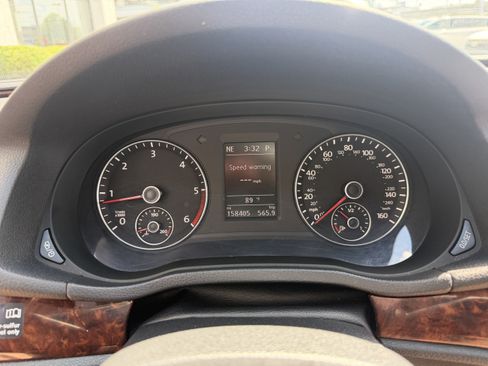 Used 2013 Volkswagen Passat TDI SEL Premium FWD image 34