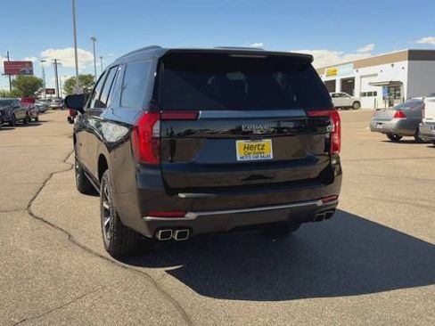 Used 2025 GMC Yukon AT4 w/ AT4 Premium Package AWD/4WD image 7