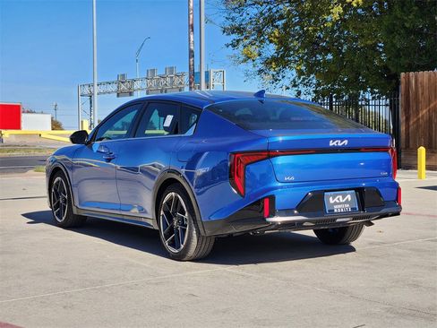 New 2025 Kia K4 GT-Line image 3