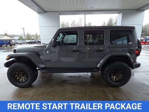 Used 2020 Jeep Wrangler Unlimited Sahara image 6
