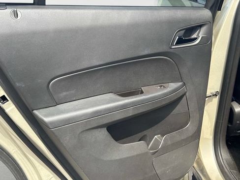 Used 2015 Chevrolet Equinox LTZ FWD image 11