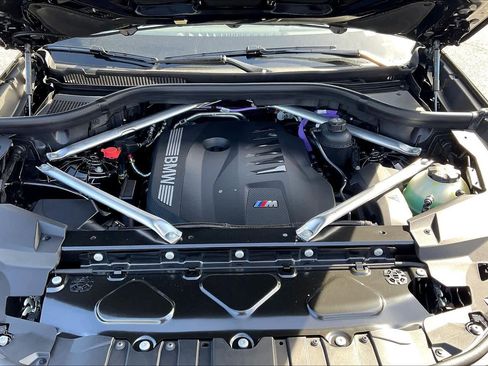 New 2026 BMW X6 xDrive40i w/ Climate Comfort Package image 16