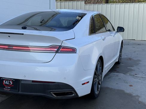 Used 2014 Lincoln MKZ 4dr Sdn AWD image 14