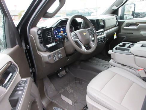 New 2026 Chevrolet Silverado 3500 LT w/ All Star Edition AWD/4WD image 15