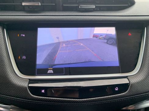 Used 2022 Cadillac XT5 Premium Luxury image 28