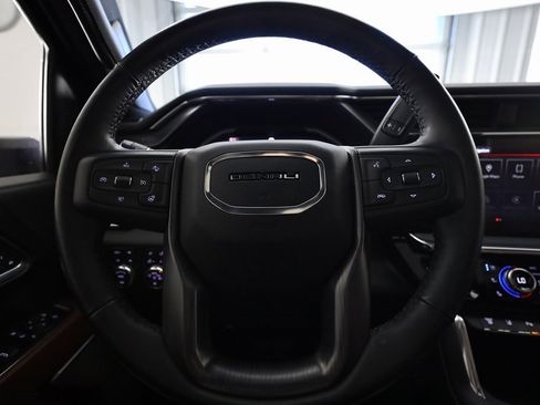 Used 2024 GMC Sierra 3500 Denali Ultimate image 25