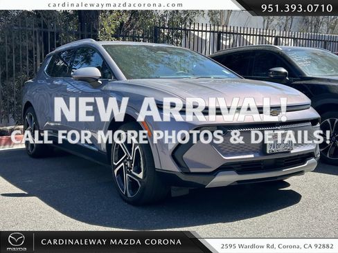 Used 2026 Chevrolet Equinox EV LT w/ Convenience Package II FWD image 1