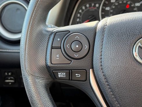 Used 2015 Toyota RAV4 XLE image 8