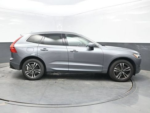 Used 2019 Volvo XC60 T6 Momentum w/ Advanced Package AWD/4WD image 9