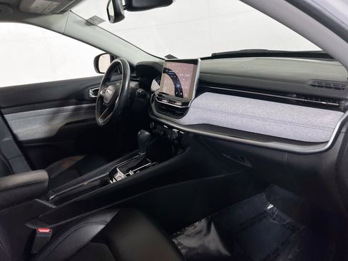 Used 2022 Jeep Compass Latitude w/ Convenience Group AWD/4WD image 27