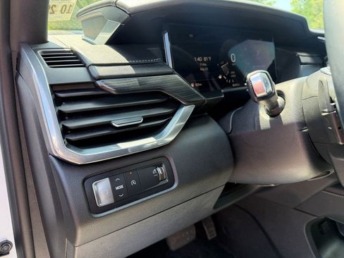 Used 2024 GMC Acadia Elevation w/ Black Edition FWD image 11
