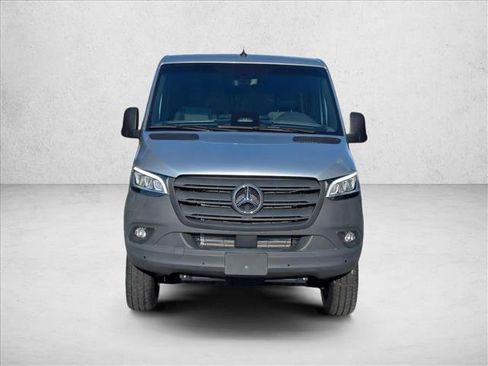 Used 2025 Mercedes-Benz Sprinter 2500 image 2