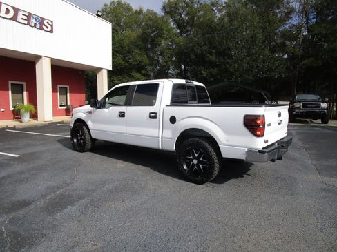 Used 2014 Ford F150 XLT w/ Equipment Group 302A Luxury image 3