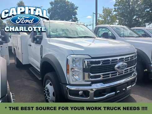 New 2024 Ford F450 XL w/ XL Chrome Package image 3