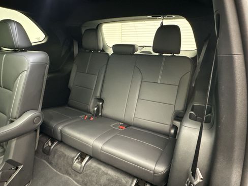 Certified 2024 GMC Acadia Elevation AWD/4WD image 31