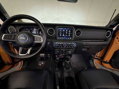 Used 2021 Jeep Wrangler Unlimited Rubicon 4xe w/ Cold Weather Group image 12