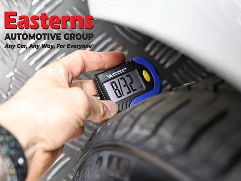 Used 2023 Tesla Model 3 Standard Range image 20