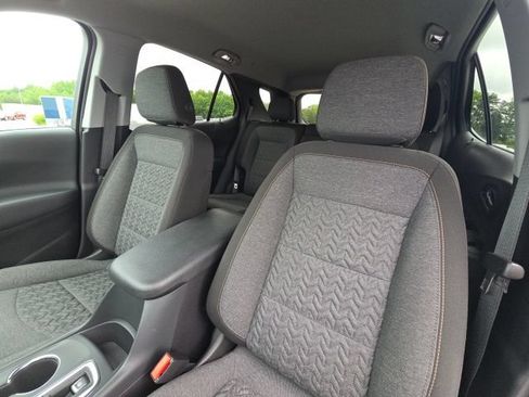 Used 2024 Chevrolet Equinox LT w/ LPO, Floor Liner Package FWD image 23