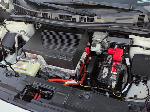 Used 2019 Nissan Leaf S w/ S Charge Package image 47