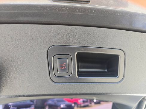 Used 2017 Tesla Model S 100D AWD/4WD image 40
