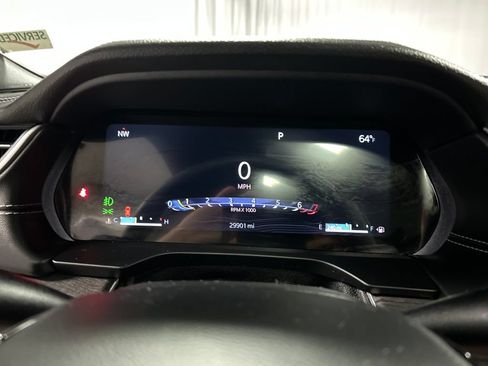 Used 2025 Jeep Grand Cherokee Limited w/ Luxury Tech Group II AWD/4WD image 16