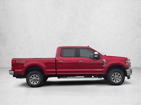 Used 2019 Ford F250 XLT w/ XLT Premium Package image 4