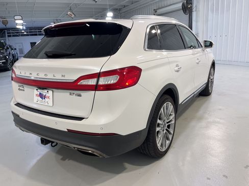 Used 2016 Lincoln MKX Reserve w/ Luxury Package AWD/4WD image 6